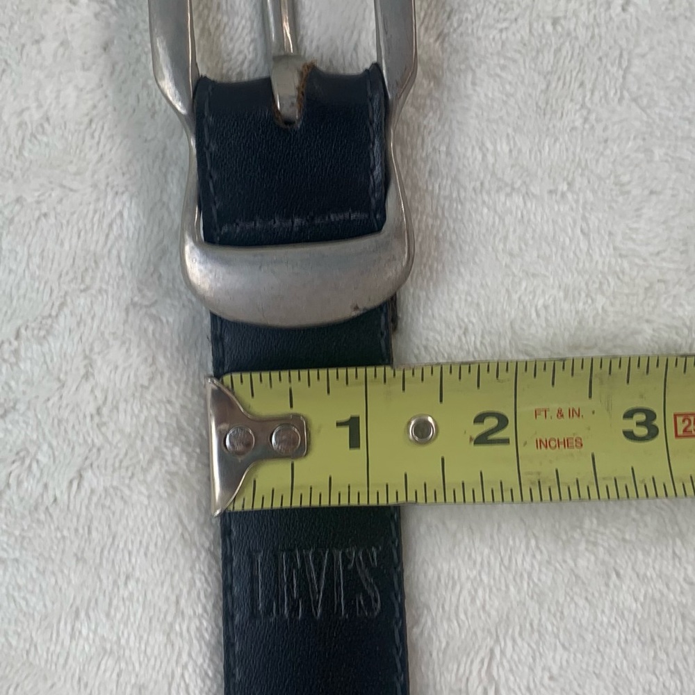 Levi’s Split Cowhide Black Belt - Made in USA - Large 30-34 - Picture 4 of 8